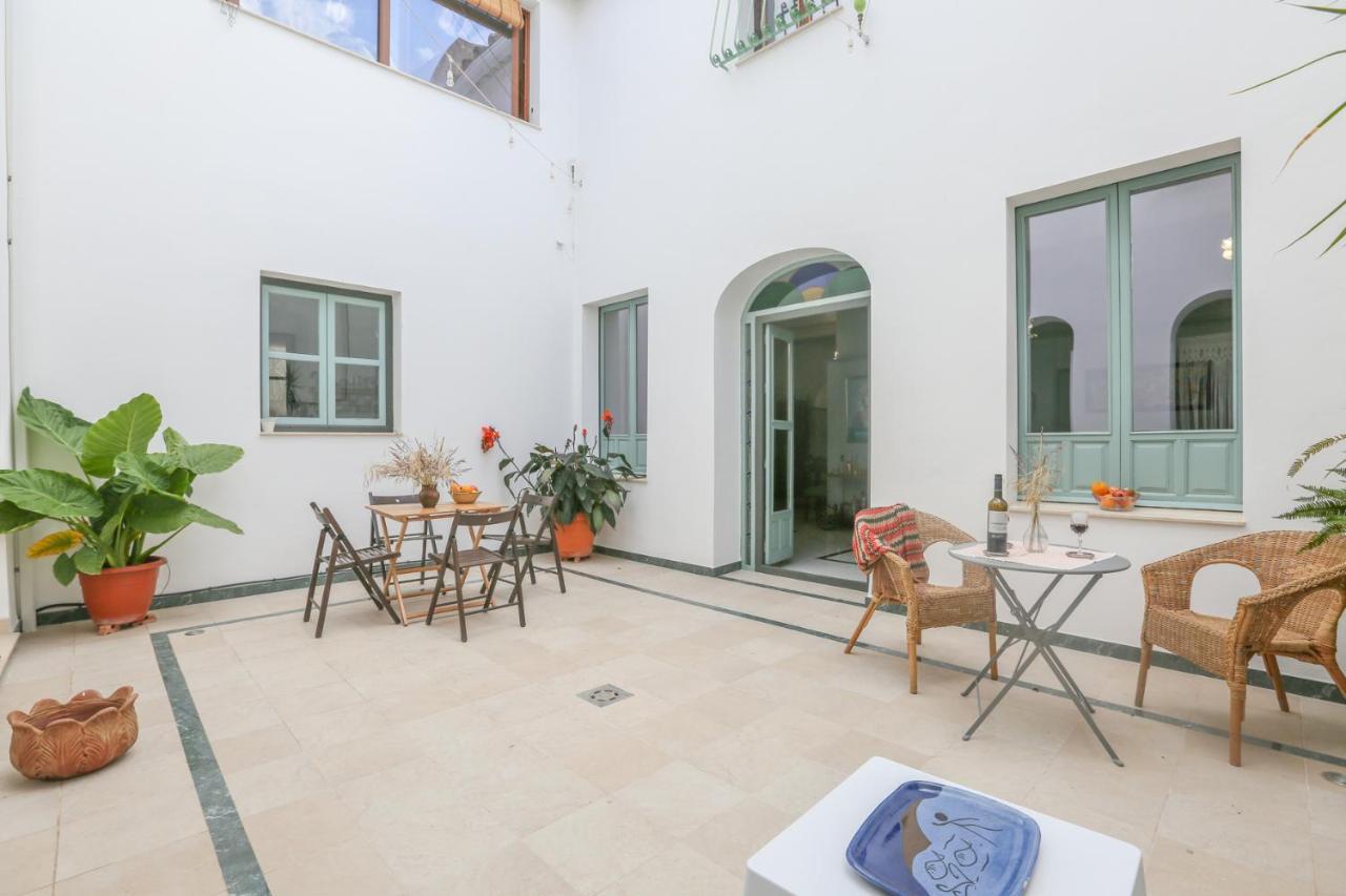Гостьовий будинок Casa Senorial Con Piscina. Casa Donna Isabel Penaflor Екстер'єр фото